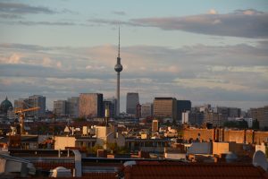 Blick von Schöneberg zum Alexanderplatz. Foto: Ulrich Horb