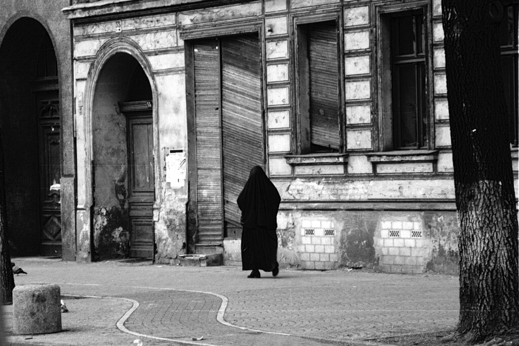 Glaube: Achtziger Jahre in der Görlitzer Straße. Foto: Ulrich Horb