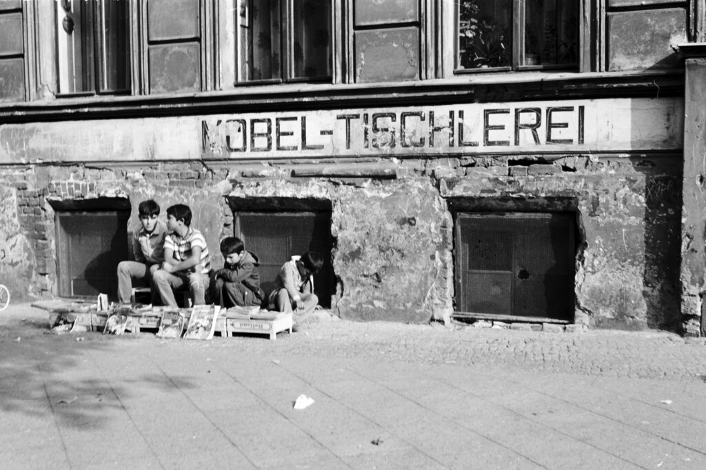 Kindertrödel: Skalitzer Straße, achtziger Jahre. Foto: Ulrich Horb